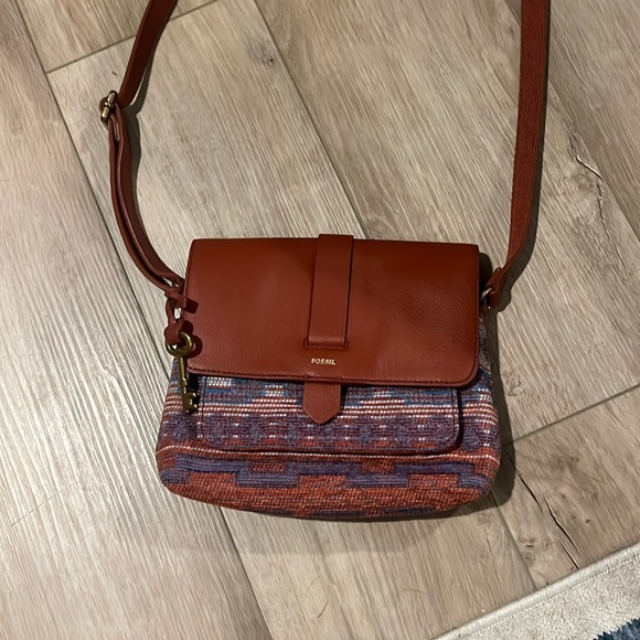 Fossil Kinley Fabric Small Crossbody - Picture 1 of 7